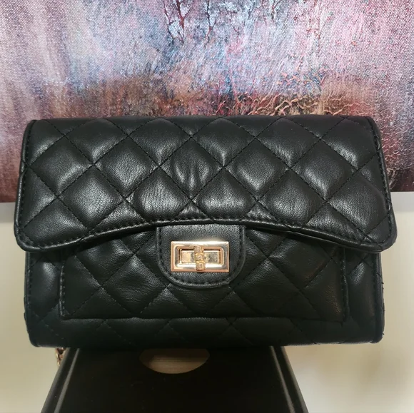 Purse - Picture 2 of 2